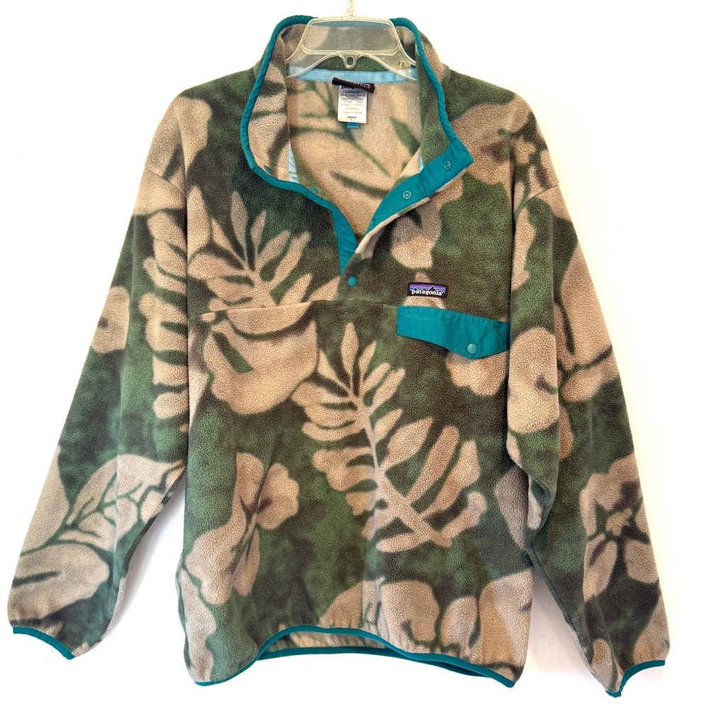 Patagonia Floral Green and Tan Snap Fleece